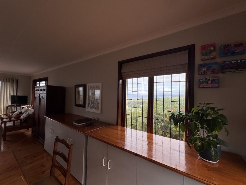 7 Bedroom Property for Sale in Outeniqua Strand Western Cape